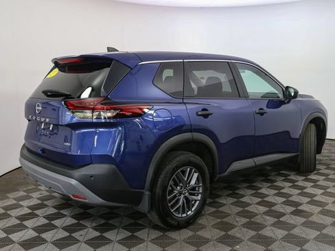 Used 2023 Nissan Rogue S AWD/4WD image 11