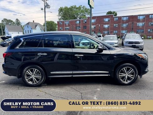 Used 2020 INFINITI QX60 Luxe w/ Essential Package AWD/4WD image 4