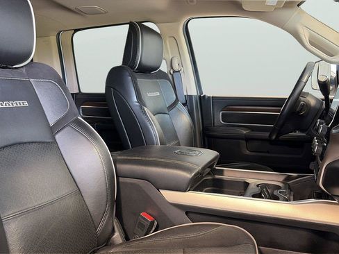 Used 2022 RAM 2500 Laramie AWD/4WD image 14