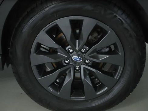 Certified 2024 Subaru Outback Onyx Edition XT AWD/4WD image 38