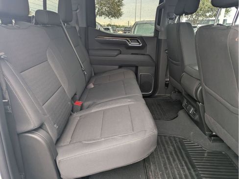 Certified 2025 Chevrolet Silverado 1500 LT w/ Safety Package image 24