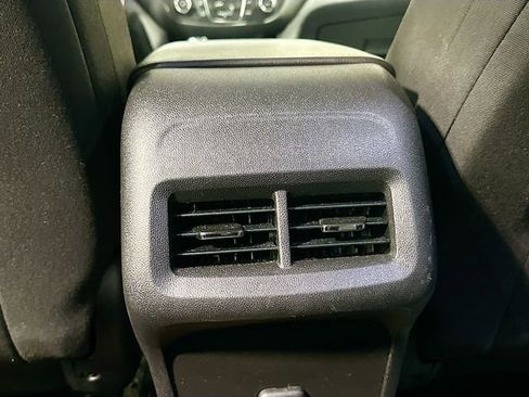 Used 2019 Chevrolet Equinox LT FWD image 25