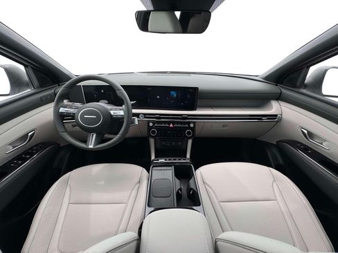 New 2026 Hyundai Tucson Limited FWD image 32