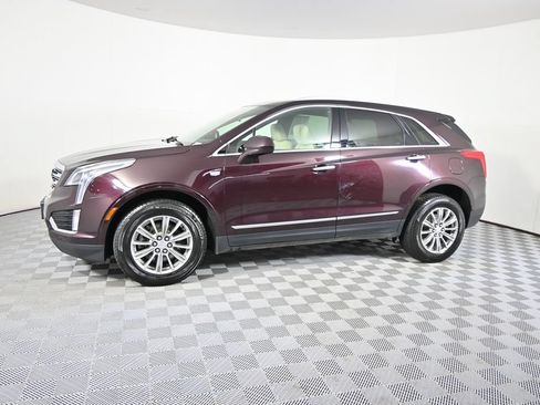 Used 2017 Cadillac XT5 Luxury w/ Driver Awareness Package AWD/4WD image 2