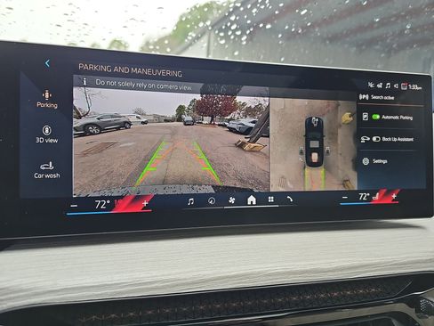 New 2026 BMW 330i Sedan w/ Premium Package image 25