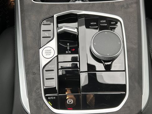 Used 2026 BMW X5 sDrive40i RWD image 15