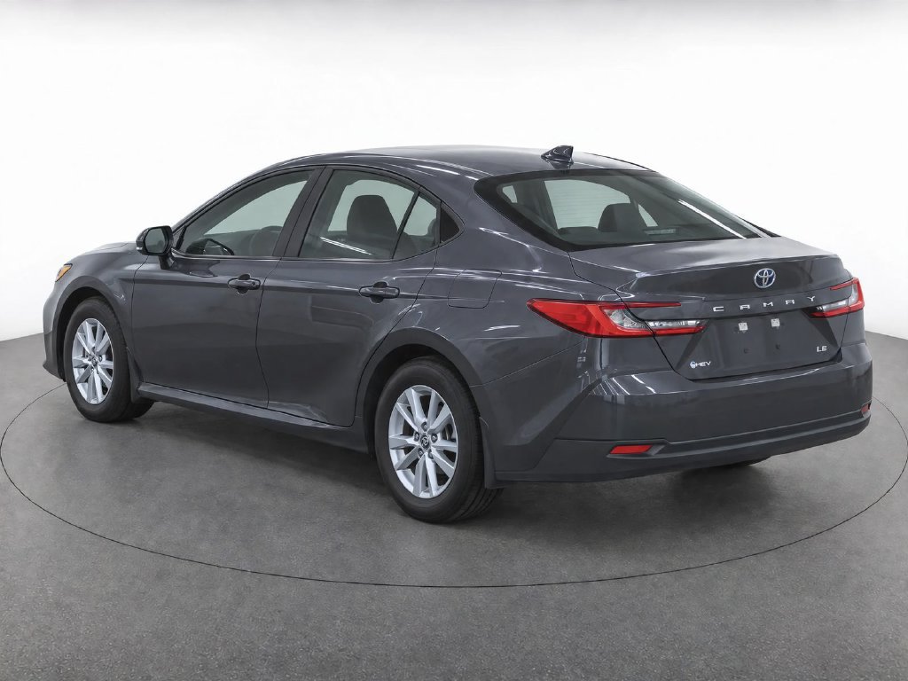Used 2025 Toyota Camry LE w/ Convenience Package FWD image 3