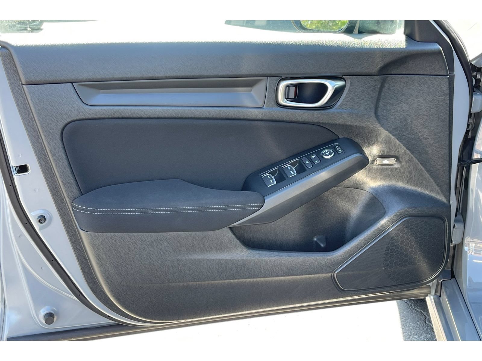 Certified 2025 Honda Civic Sport image 11