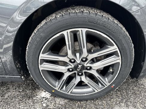 Used 2019 Kia Forte EX image 18