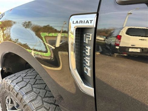 Used 2020 Ford F350 Lariat w/ Lariat Ultimate Package image 9