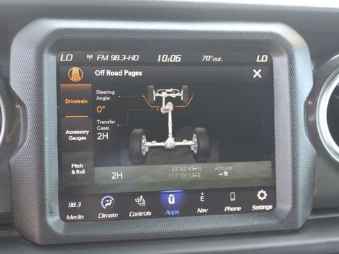 Used 2022 Jeep Wrangler Unlimited Sahara AWD/4WD image 26