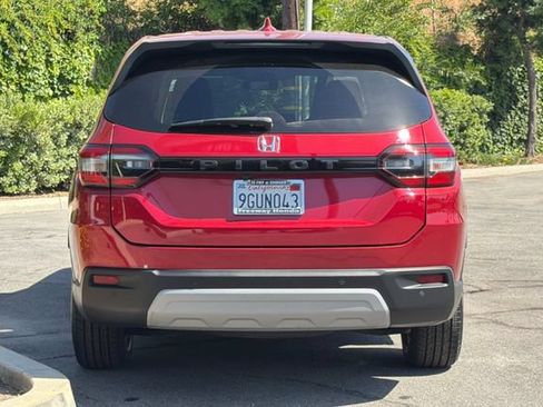 Certified 2023 Honda Pilot EX-L image 5