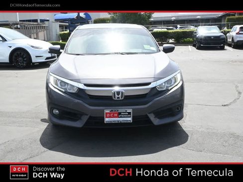 Used 2017 Honda Civic EX-T image 2