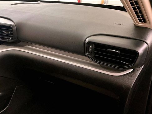 Certified 2020 Ford Explorer XLT w/ Class III Trailer Tow Package image 15