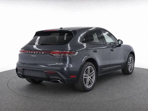Used 2023 Porsche Macan AWD/4WD image 7