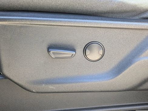 Used 2023 Ford F150 XLT image 18