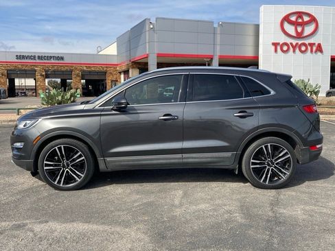 Used 2017 Lincoln MKC Reserve image 8