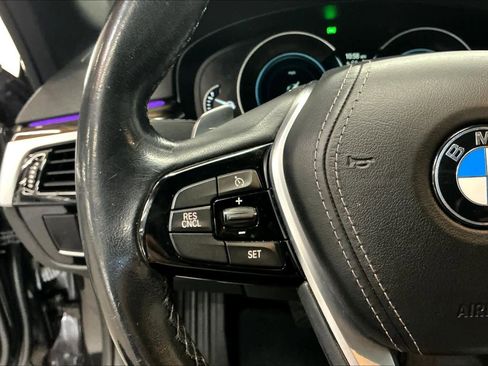 Used 2019 BMW 530e 530e iPerformance image 20