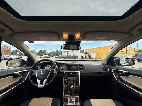 Used 2012 Volvo S60 T5 FWD image 10