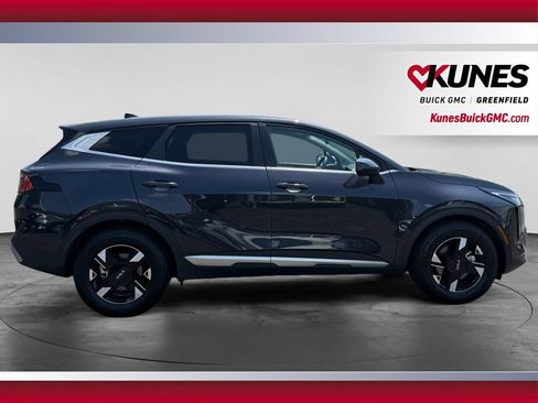 Used 2026 Kia Sportage LX FWD image 11