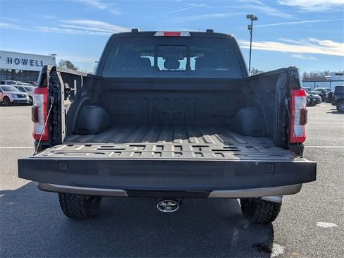 Used 2021 Ford F150 Lariat w/ Max Trailer Tow Package image 24