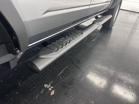 Used 2025 Ford Bronco 4-Door image 21