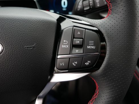 Used 2026 Ford Explorer ST-Line w/ ST-Line Street Pack AWD/4WD image 29