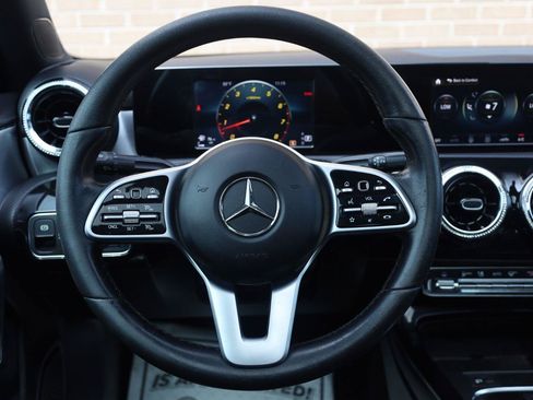 Used 2019 Mercedes-Benz A 220 image 30