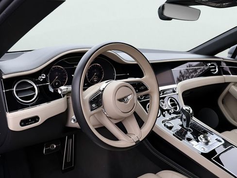 Used 2022 Bentley Continental GT AWD/4WD image 19