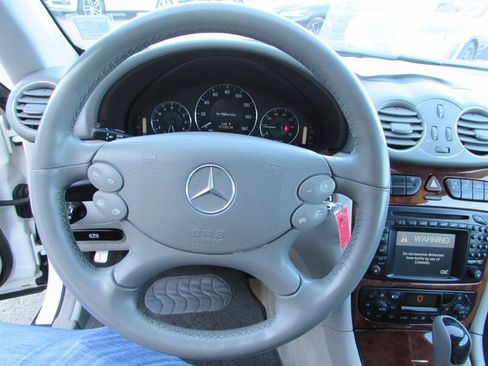 Used 2004 Mercedes-Benz CLK 500 Coupe image 11