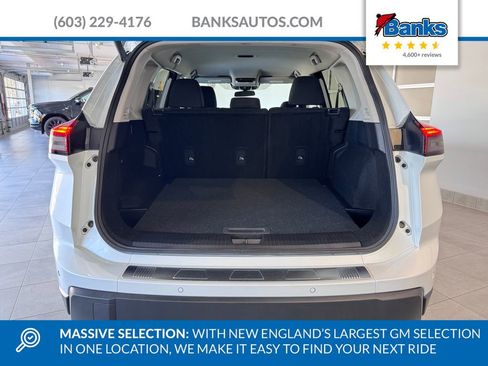 Used 2024 Nissan Rogue SV AWD/4WD image 7