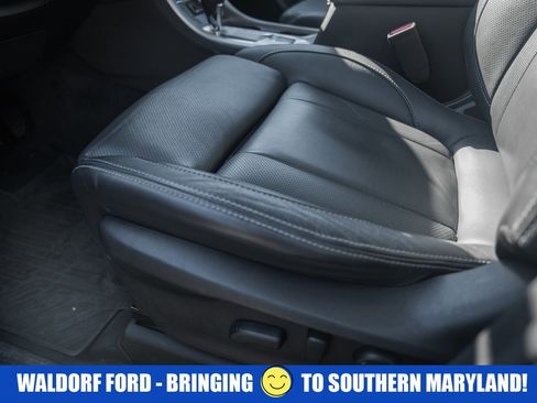 Used 2022 Subaru Ascent Limited w/ Technology Package image 40