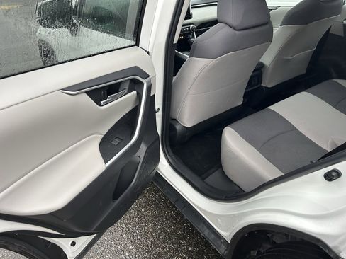 Certified 2025 Toyota RAV4 XLE w/ Convenience Package image 11