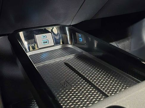 Used 2022 Ford Mustang Mach-E Select image 30