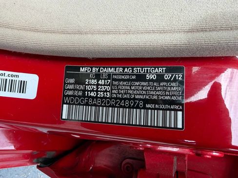 Used 2013 Mercedes-Benz C 300 4MATIC Sedan image 56