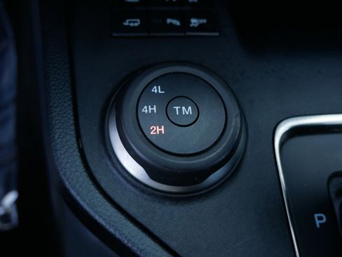 Used 2019 Ford Ranger XLT w/ FX4 Off-Road Package image 31