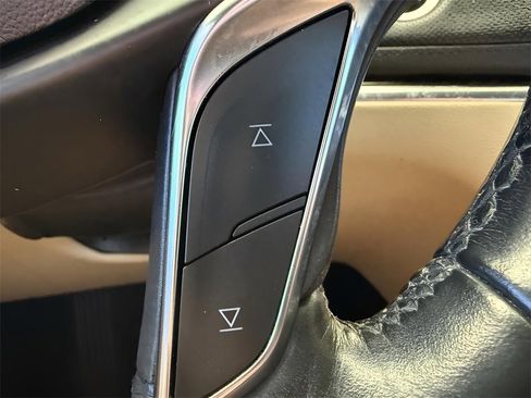 Used 2019 Cadillac XT5 image 36