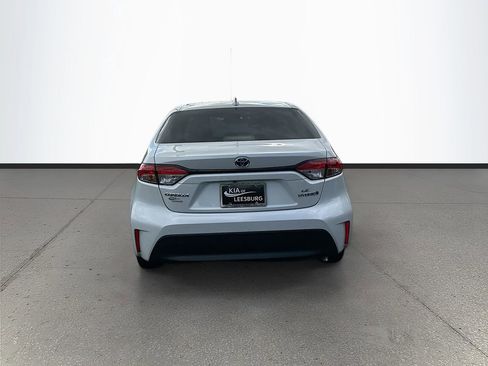 Used 2024 Toyota Corolla LE image 6