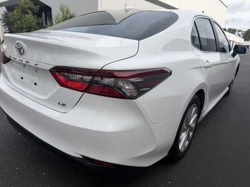 Used 2024 Toyota Camry LE w/ Convenience Package FWD image 8