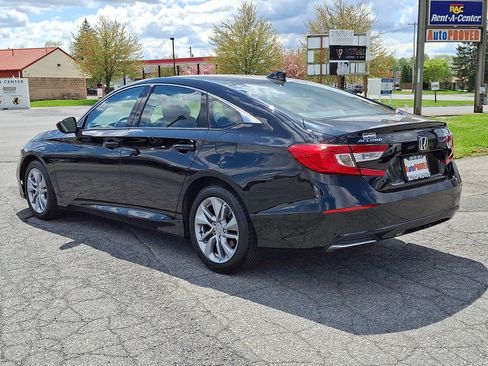 Used 2018 Honda Accord LX image 4