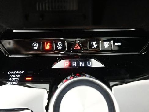 New 2026 Jeep Grand Wagoneer Limited AWD/4WD image 18