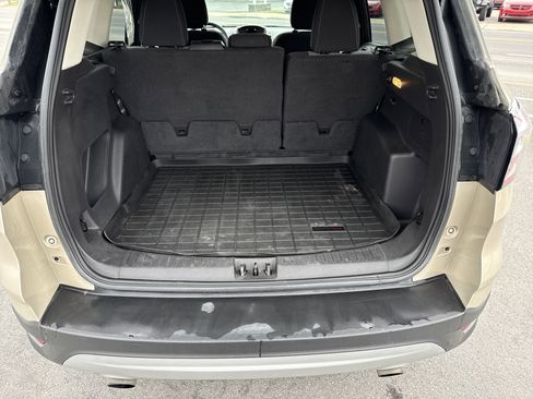 Used 2018 Ford Escape SE image 5