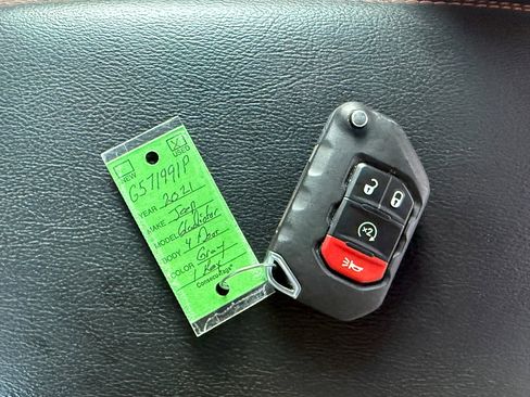 Used 2021 Jeep Gladiator Mojave image 35