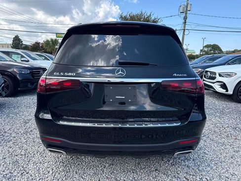 New 2026 Mercedes-Benz GLS 580 4MATIC image 5