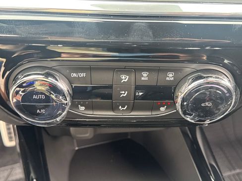 New 2026 Chevrolet Trax RS w/ Driver Confidence Package image 21