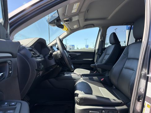 Used 2023 Honda Ridgeline RTL-E image 9