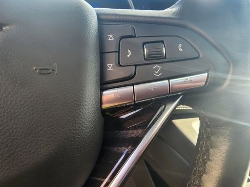 Used 2022 Cadillac Escalade Sport w/ Touring Package image 23