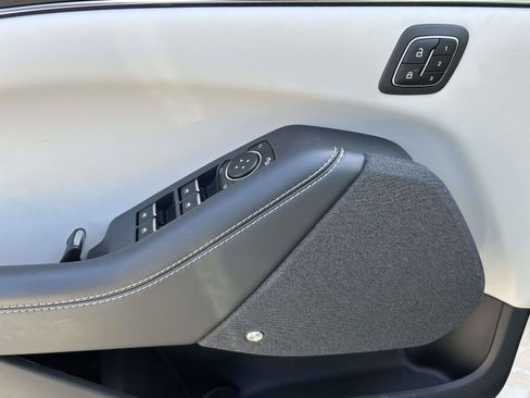 Used 2025 Ford Mustang Mach-E Premium RWD image 19