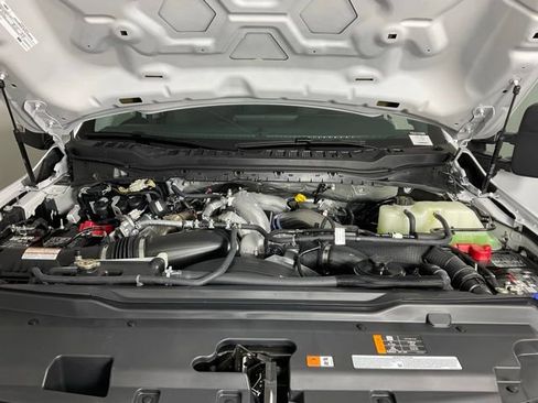 New 2026 Ford F250 XLT w/ XLT Premium Package image 9