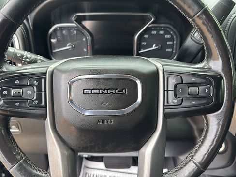 Used 2021 GMC Sierra 2500 Denali w/ Denali Ultimate Package AWD/4WD image 11